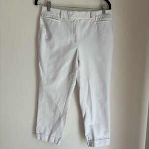 White House Black Market women’s the slim crop white pants size 8 - GUC!